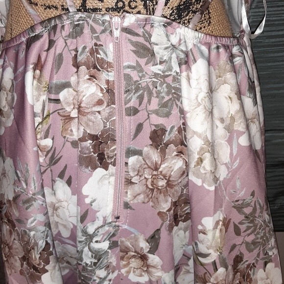 Trac 1XL Floral Print Strappy Plunging Back Dress - Picture 2 of 11